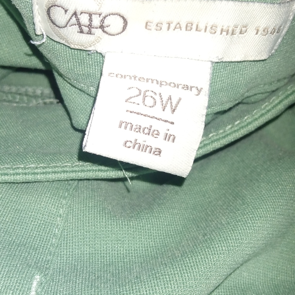 CONTEMPORARY  Capri Pants size 26 W,Green